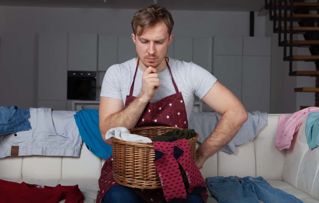 一人暮らしの洗濯頻度はどれくらい？ 節約のコツとおすすめの洗剤や家電